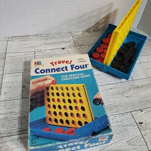 Connect Four Travel Size Board Game 1983 Milton Bradley‎ Vertical Checkers Game